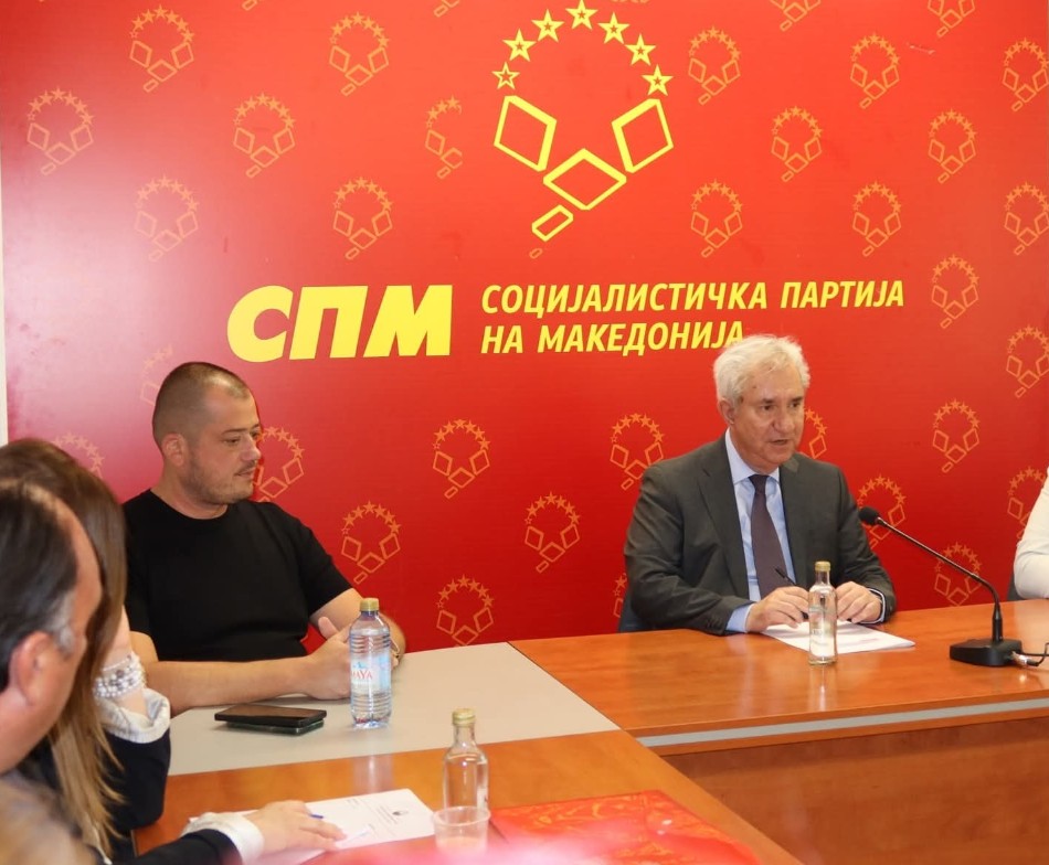 УПАСЕН ПАРТИСКИ ДИРЕКТОР ЗА МИТО ОД 50.000 ЕВРА – Социјалистичката партија се лути по апсењето на нивниот потпретседател