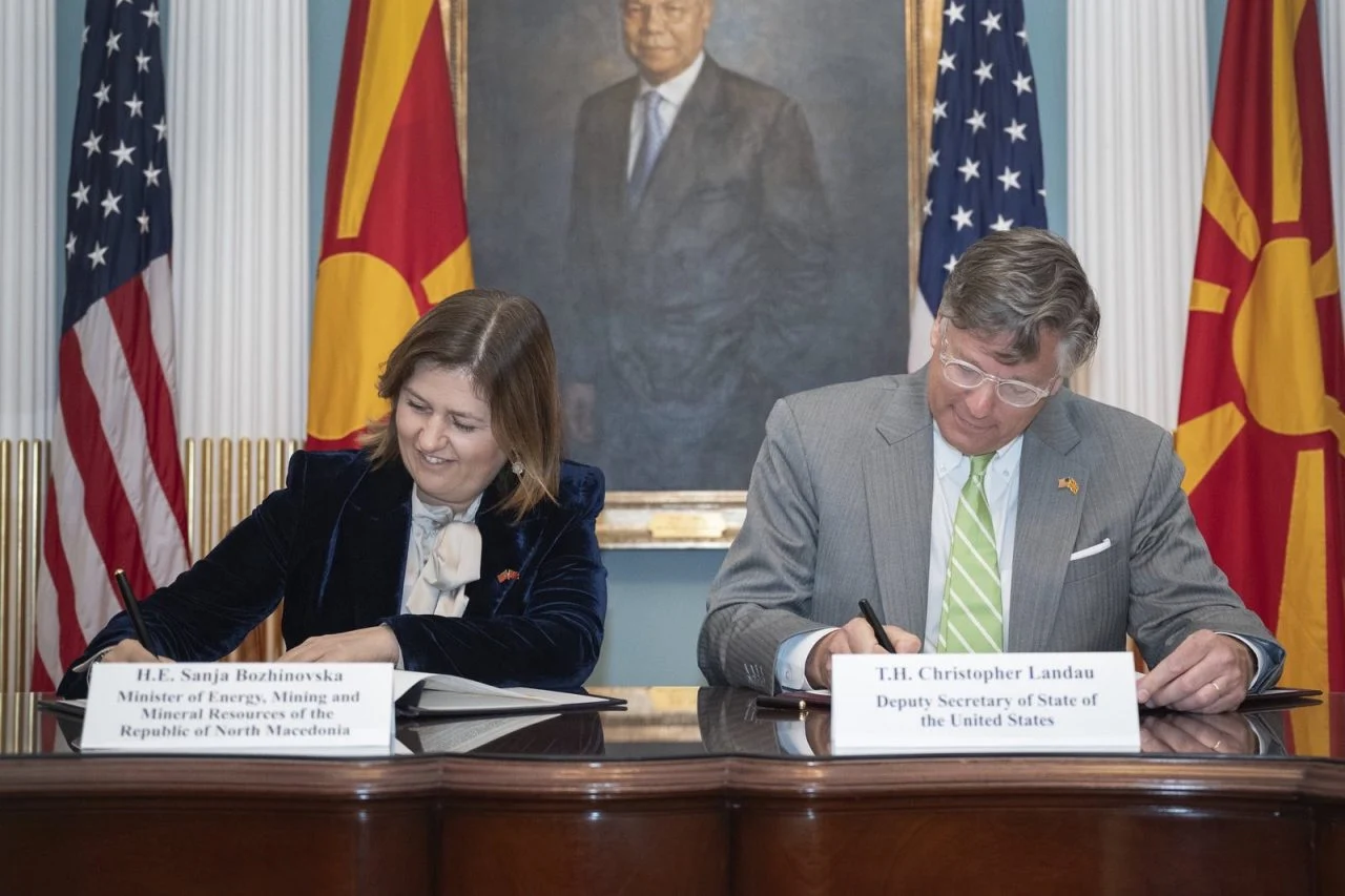 МАКЕДОНИЈА ВЛЕГУВА ВО ГОЛЕМАТА ЕНЕРГЕТСКА ИГРА – Што значи тоа?