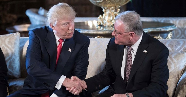 ЖЕСТОКА ПОРАКА ОД ГЕНЕРАЛОТ КЕЛОГ ДО ТРАМП – Доста беа преговори, време е за удар