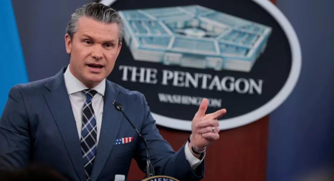 АМЕРИКАНСКИОТ ВОЕН ШЕФ НА УДАР – Демократ сака импичмент