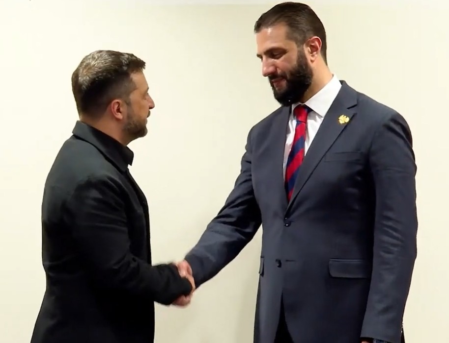 ЗЕЛЕНСКИ ВО НОВА МИСИЈА ВО СИРИЈА – Се отвораат можности што можат да го променат регионот ЗЕЛЕНСКИ ВО НОВА МИСИЈА ВО СИРИЈА – Се отвораат можности што можат да го променат регионот