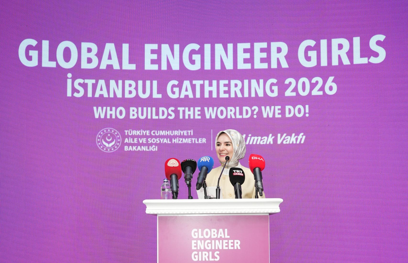 GLOBAL ENGINEER GIRLS MACEDONIA – Дел од средбата на девојки-инженери од осум држави