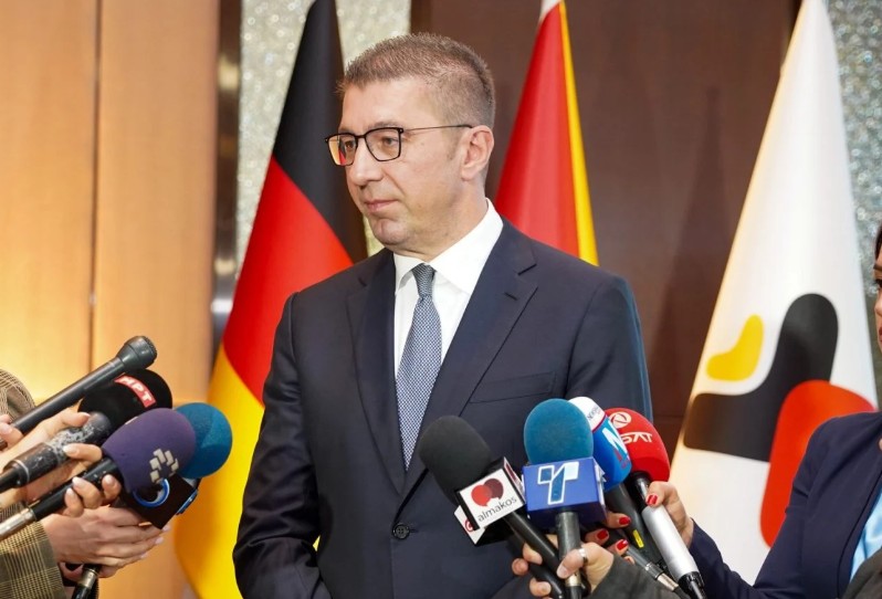 СКАНДАЛ ВО ЗДРАВСТВОТО – Мицкоски откри злоупотреби што „го јадат“ системот