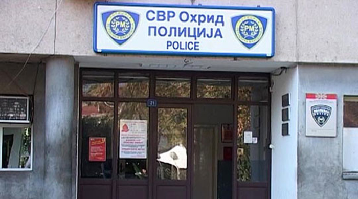 ВОЗНЕМИРУВАЧИ СЛУЧАЈ ВО ОХРИД – Малоленти деца краделе во продавница, продавачката ги истепала