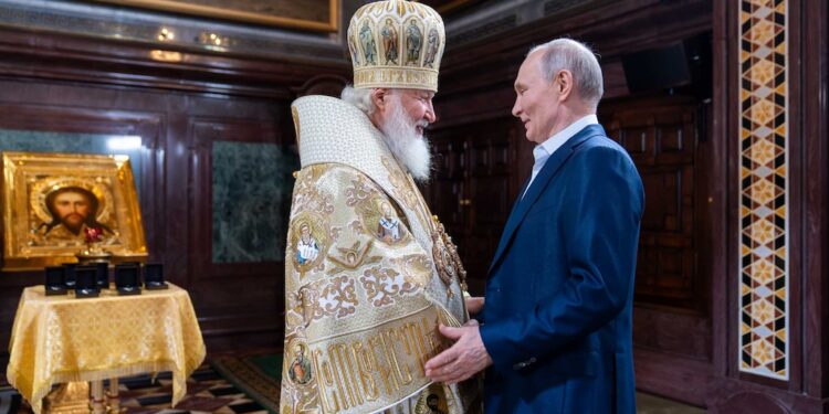 ПОЛИТИЧКА ПОРАКА ОД КРЕМЉ – Путин предупредува за иднината на Русија