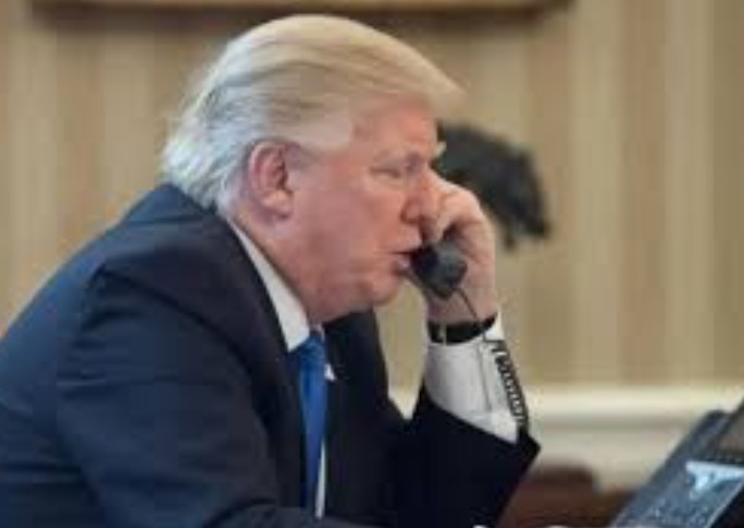 МОЛК НА ТЕЛЕФОНСКАТА ЛИНИЈА Арапските лидери занемеа кога Трамп го спомна Израел МОЛК НА ТЕЛЕФОНСКАТА ЛИНИЈА Арапските лидери занемеа кога Трамп го спомна Израел