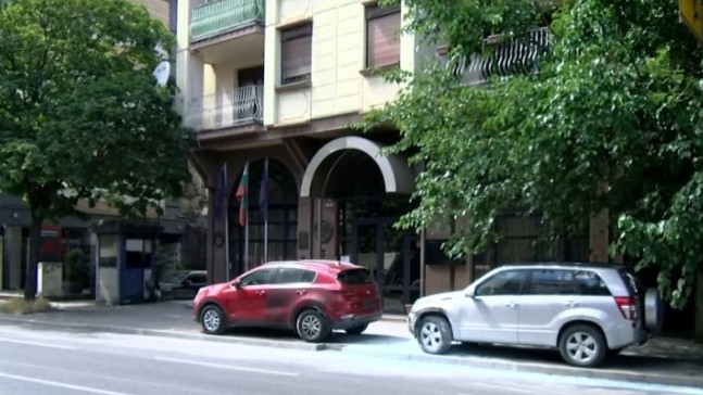 ЕКСПРЕСНА АКЦИЈА НА МВР За неколку часа фатен осомничениот за пожарот кај бугарската амбасада ЕКСПРЕСНА АКЦИЈА НА МВР За неколку часа фатен осомничениот за пожарот кај бугарската амбасада