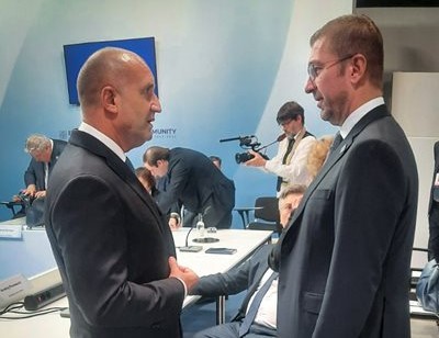 РАДЕВ УДРИ ПО МИЦКОСКИ Проблемот не е со Бугарија, туку со ЕУ
