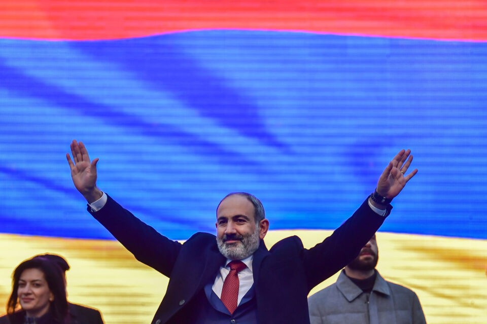 ПАШИНИЈАН ПРОГЛАСИ ПОБЕДА „Граѓански договор“ ќе ја формира новата влада во Ерменија