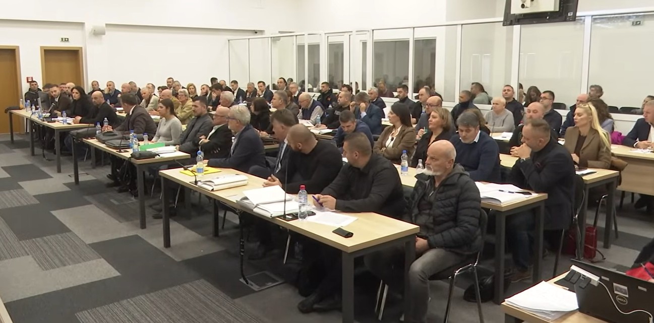 ЗПОЧНА СУДЕЊЕТО НА ПОЛИЦАЈЦИТЕ ЗА СЛУЧАЈОТ ПУЛС Девет полицајци не признаваат вина ЗПОЧНА СУДЕЊЕТО НА ПОЛИЦАЈЦИТЕ ЗА СЛУЧАЈОТ ПУЛС Девет полицајци не признаваат вина