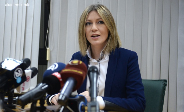 МУ РЕКОВ ДЕКА ЌЕ СИ ЗАМИНАМ Ристоска откри што му кажала на Савески пред оставката МУ РЕКОВ ДЕКА ЌЕ СИ ЗАМИНАМ Ристоска откри што му кажала на Савески пред оставката