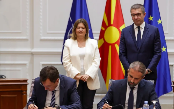 СЕ ОТВОРА НОВ ЕНЕРГЕТСКИ КОРИДОР Македонија добива директна гасна врска со Србија