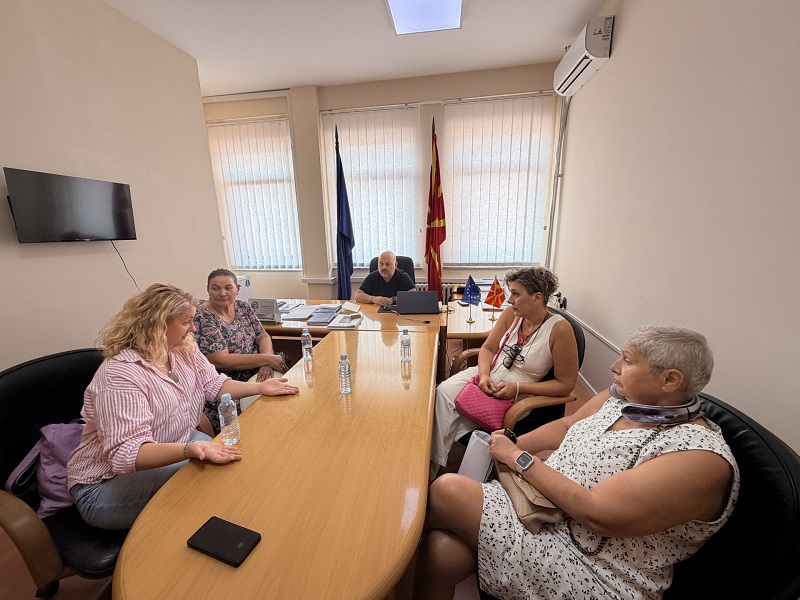 ПАЦИЕНТИТЕ СО РАК ИЗЛЕГОА НА ПРОТЕСТ Бараат сигурна терапија и долгорочно решение за проблемите на Онкологија ПАЦИЕНТИТЕ СО РАК ИЗЛЕГОА НА ПРОТЕСТ Бараат сигурна терапија и долгорочно решение за проблемите на Онкологија