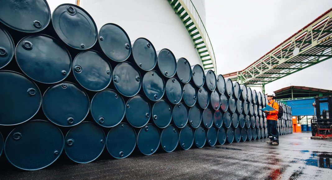 САД ЈА ЗЕМААТ ПОЛОВИНАТА ОД ВЕНЕЦУЕЛСКАТА НАФТА Што се случува зад новото енергетско партнерство САД ЈА ЗЕМААТ ПОЛОВИНАТА ОД ВЕНЕЦУЕЛСКАТА НАФТА Што се случува зад новото енергетско партнерство