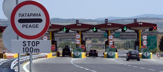 РЕКОРД НА МАКЕДОНСКИТЕ ПАТИШТА Над 31 милион евра се слеале од патарини за само 6 месеци