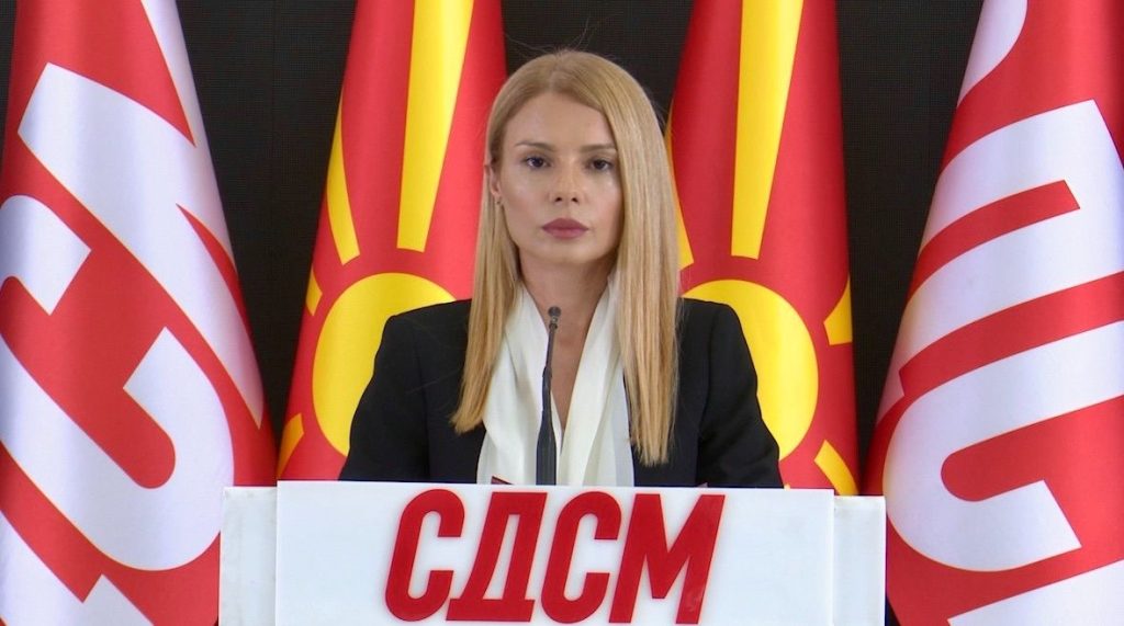 СТОИЛКОВИЌ ГО ВЕЛИЧА МЛАДИЌ, ОБВИНИТЕЛСТВОТО МОЛЧИ Што чекаат институциите СТОИЛКОВИЌ ГО ВЕЛИЧА МЛАДИЌ, ОБВИНИТЕЛСТВОТО МОЛЧИ Што чекаат институциите