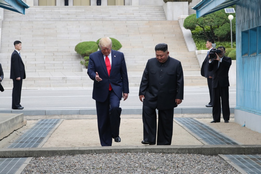 ТРАМП ОТКРИВА Ким Џонг Ун ми одговори, јас го разбирам него, тој ме разбира мене