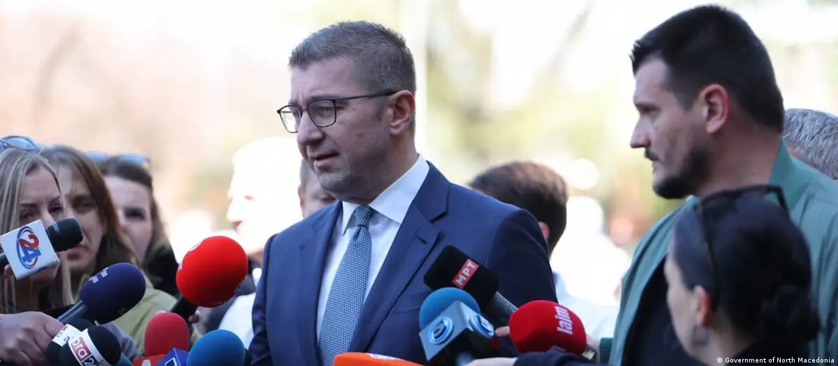 СЕ ОТВОРИ ИСТРАГА ЗА УНГАРСКИОТ ЗАЕМ Мицкоски со порака: „Апсолутно не стравувам“ СЕ ОТВОРИ ИСТРАГА ЗА УНГАРСКИОТ ЗАЕМ Мицкоски со порака: „Апсолутно не стравувам“