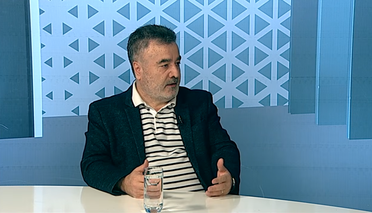 БАЧЕВ ОТВОРА ЖЕШКА ТЕМА СО ИНИЦИЈАТИВА ЗА ПРАВНИ ИЗМЕНИ: Кој работи против Македонија, да му се одземе македонско државјанство БАЧЕВ ОТВОРА ЖЕШКА ТЕМА СО ИНИЦИЈАТИВА ЗА ПРАВНИ ИЗМЕНИ: Кој работи против Македонија, да му се одземе македонско државјанство