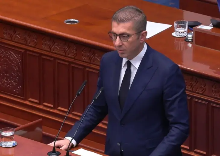 МИЦКОСКИ СО ПОРАКА ДО ОПОЗИЦИЈАТА – ЕУ останува цел, но не сакаме само да ги почнеме преговорите МИЦКОСКИ СО ПОРАКА ДО ОПОЗИЦИЈАТА – ЕУ останува цел, но не сакаме само да ги почнеме преговорите