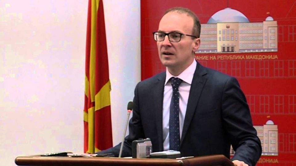 ФИЛИПЧЕ МАНИПУЛИРА Македонскиот јазик не е гарантиран во ЕУ ФИЛИПЧЕ МАНИПУЛИРА Македонскиот јазик не е гарантиран во ЕУ