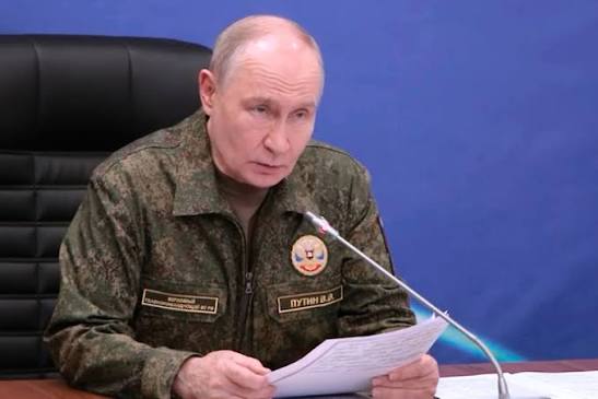 ПУТИН НАЈАВИ НОВ ПРЕСВРТ НА ФРОНТОТ Ќе го ослободиме целиот Донецк ПУТИН НАЈАВИ НОВ ПРЕСВРТ НА ФРОНТОТ Ќе го ослободиме целиот Донецк